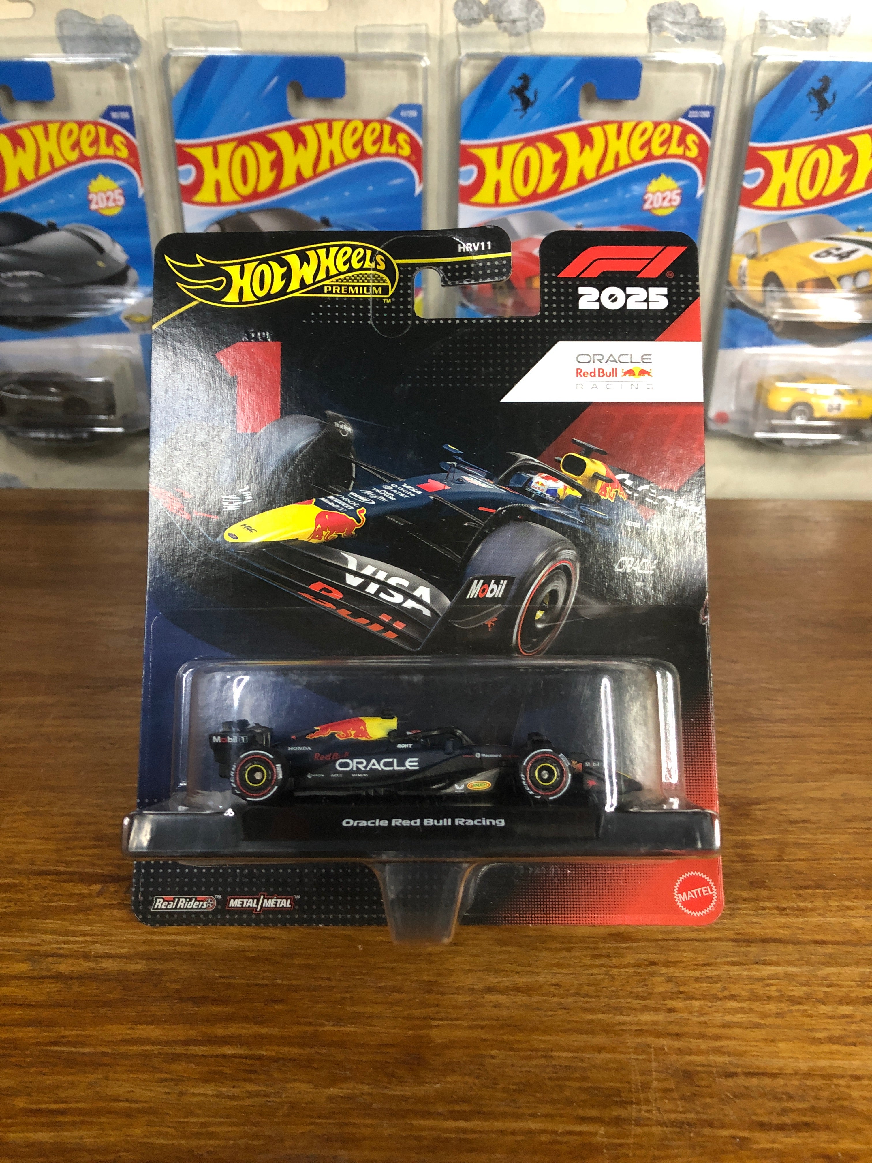 Hot Wheels Premium Oracle Red Bull Racing #1 Formula 1 2025